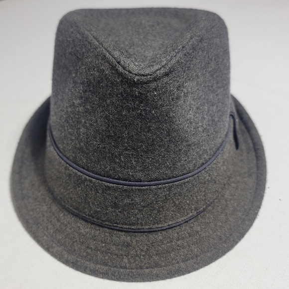 The Hatter Company Banded Fedora. 22 inches around inside. M/L. Grey - Picture 3 of 8